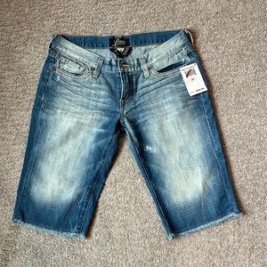 NWT-Lucky Brand denim shorts